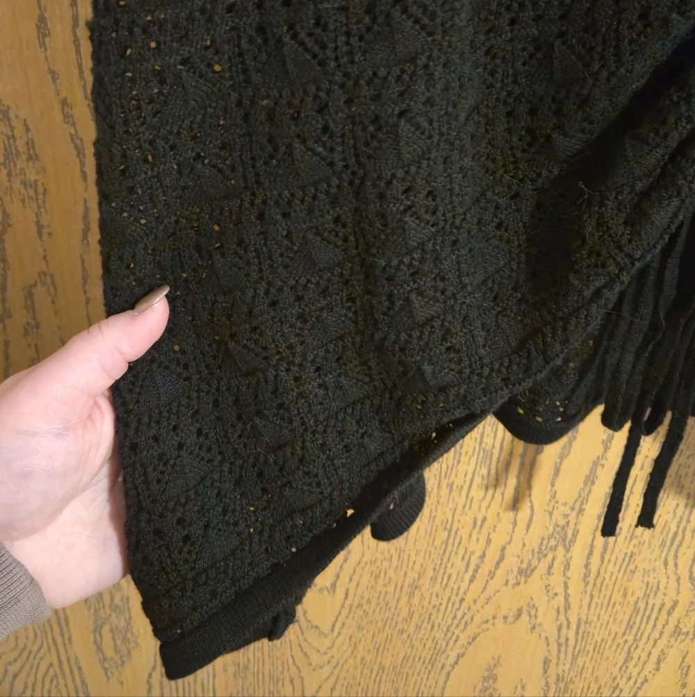 Torrid Crochet Knit Top - Picture 3 of 7